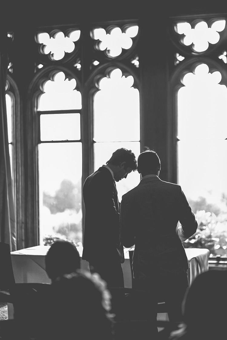 Chilled Festival Lavender Wedding http://storyandcolour.co.uk/