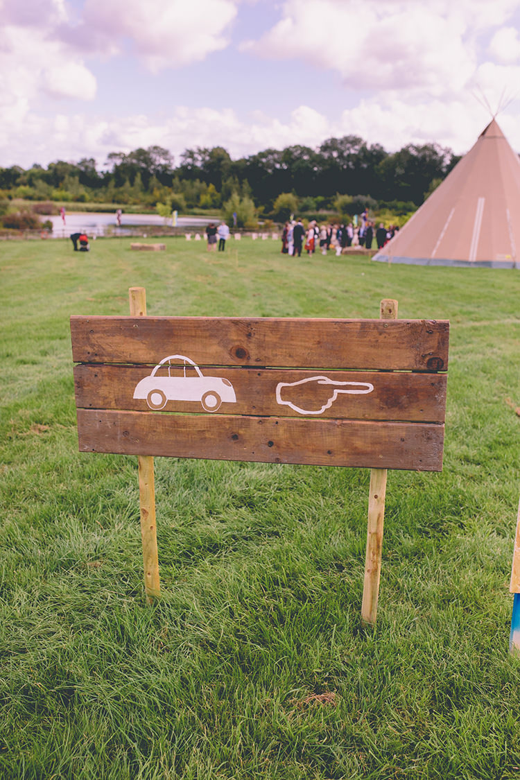 Sign Wood Wooden Car Park Chilled Festival Lavender Wedding http://storyandcolour.co.uk/