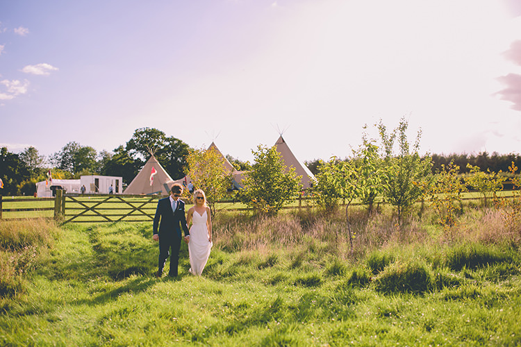 Chilled Festival Lavender Wedding http://storyandcolour.co.uk/
