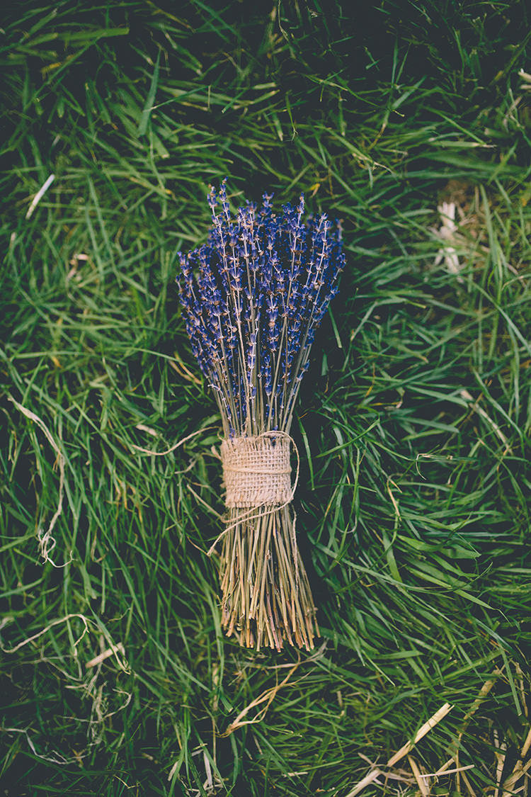 Bouquet Hessian Twine Bride Bridal Chilled Festival Lavender Wedding http://storyandcolour.co.uk/