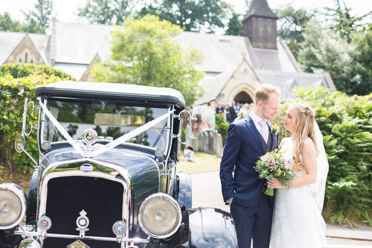 Pretty Fresh Summer Wedding http://www.charlotterazzellphotography.com/