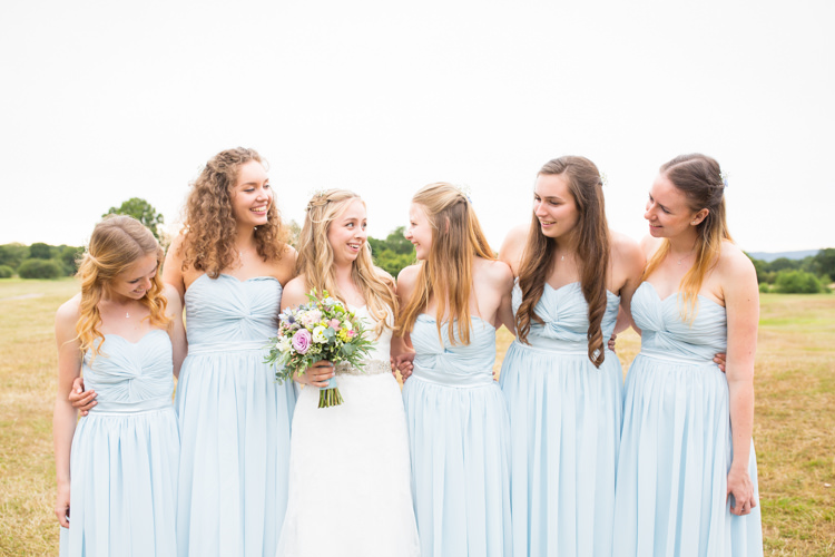 Pretty Fresh Summer Wedding http://www.charlotterazzellphotography.com/