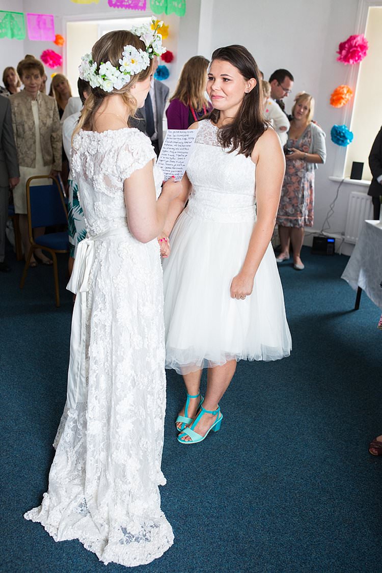 Bright Fresh Mexican Inspired Wedding http://www.photographybykatie.co.uk/