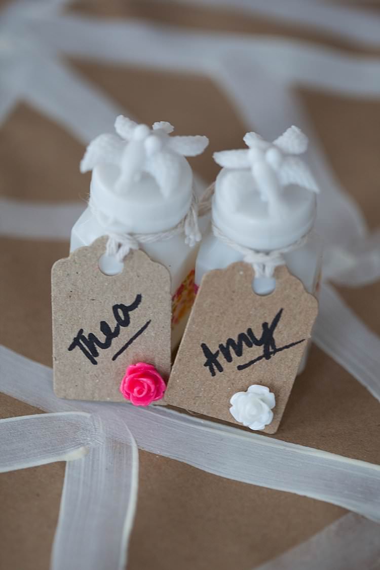 Luggage Tag Place Names Setting Bright Fresh Mexican Inspired Wedding http://www.photographybykatie.co.uk/