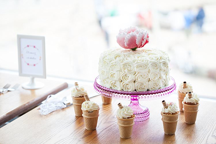 Buttercream Cake Swirl Bright Fresh Mexican Inspired Wedding http://www.photographybykatie.co.uk/