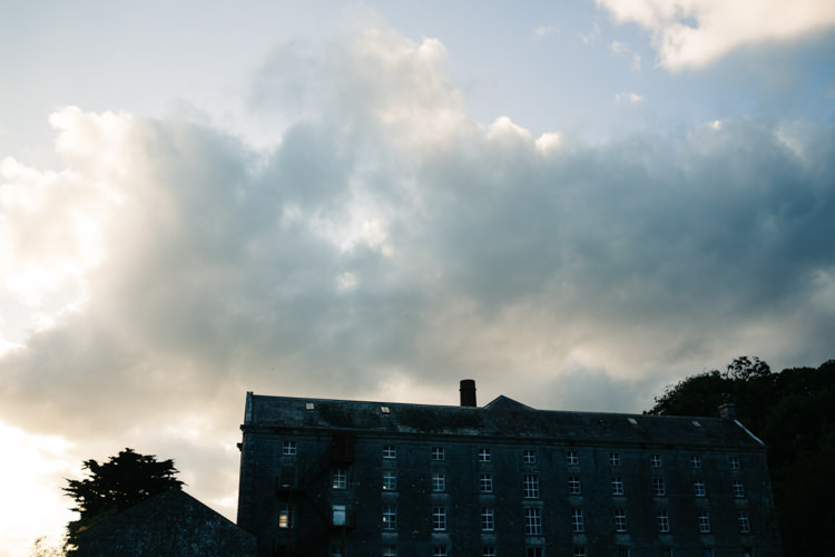 Relaxed DIY Pastel Wedding http://www.honeyandthemoonphotography.co.uk/