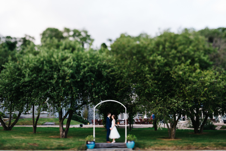 Relaxed DIY Pastel Wedding http://www.honeyandthemoonphotography.co.uk/