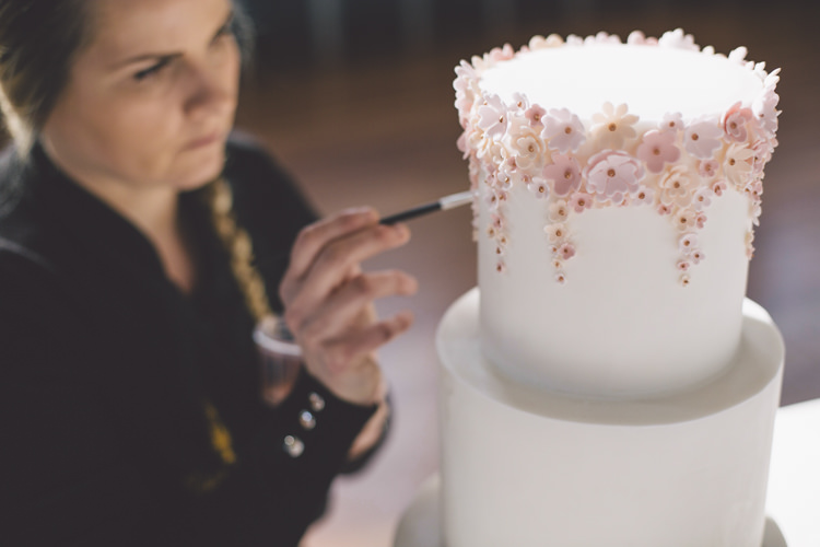 Spring Time Chic Wedding Ideas http://graceelizabethphotography.com/