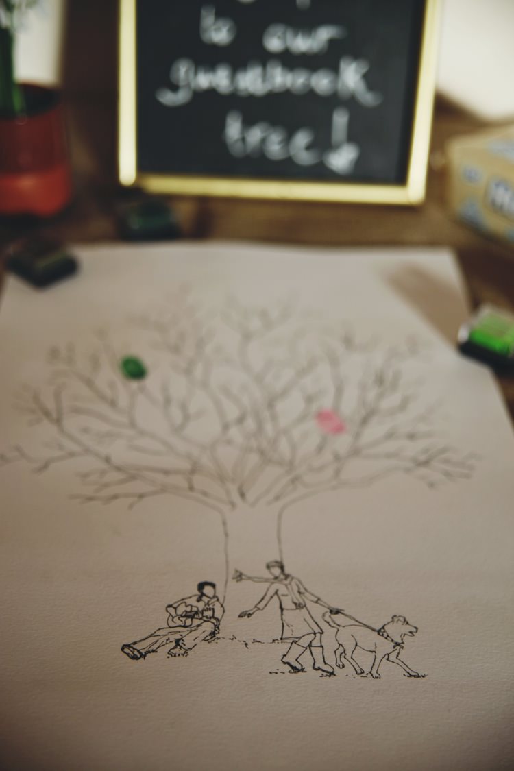 Finger Print Tree Guest Book Home Made Seasonal Cosy Wedding http://hannahtrottphotography.format.com/