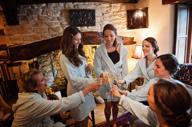 Country Tea Party Film Wedding http://www.bloomingphotography.co.uk/