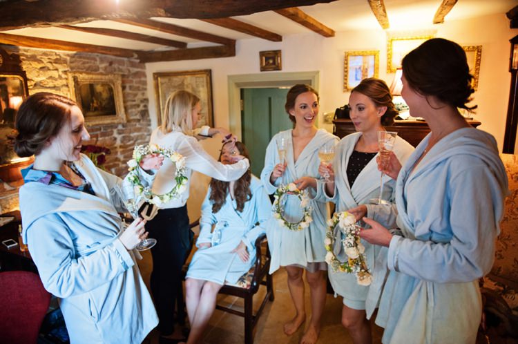 Country Tea Party Film Wedding http://www.bloomingphotography.co.uk/
