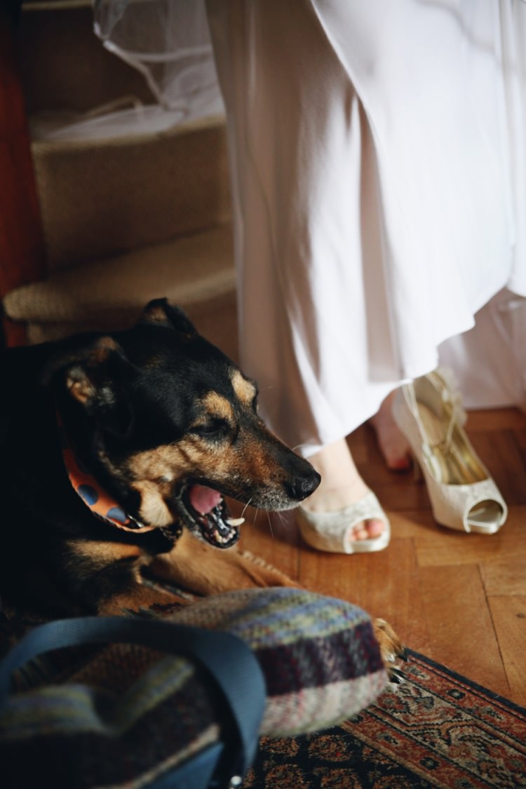 Home Made Seasonal Cosy Wedding http://hannahtrottphotography.format.com/