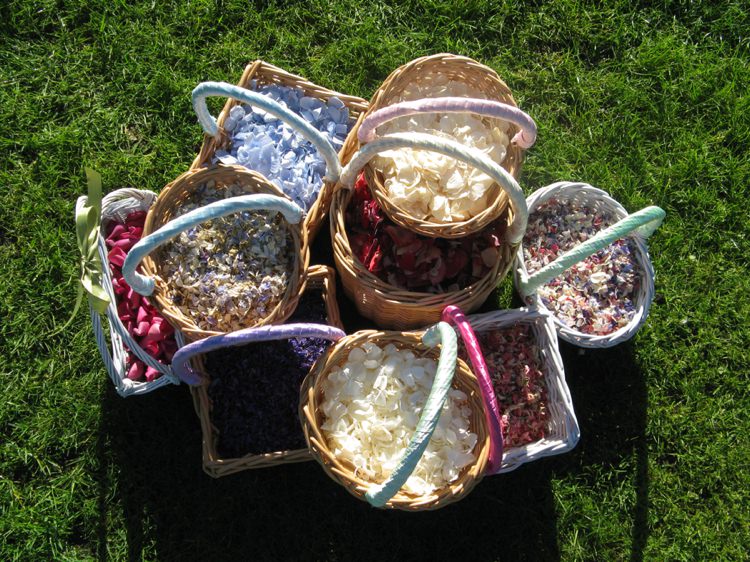 Confetti Petal Baskets. Credit- The Real Flower Petal Confetti Company