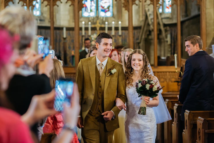 Autumn Literary Hand Made Wedding http://jamesandlianne.com/