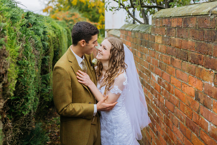 Autumn Literary Hand Made Wedding http://jamesandlianne.com/