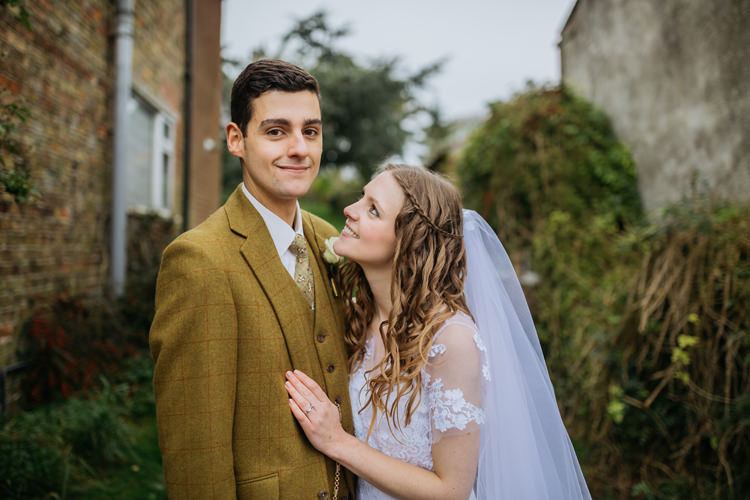 Autumn Literary Hand Made Wedding http://jamesandlianne.com/