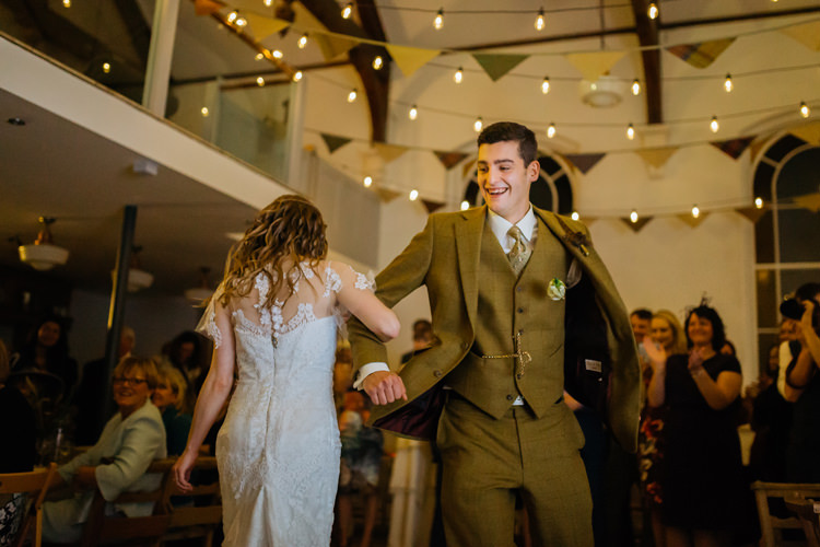 Autumn Literary Hand Made Wedding http://jamesandlianne.com/