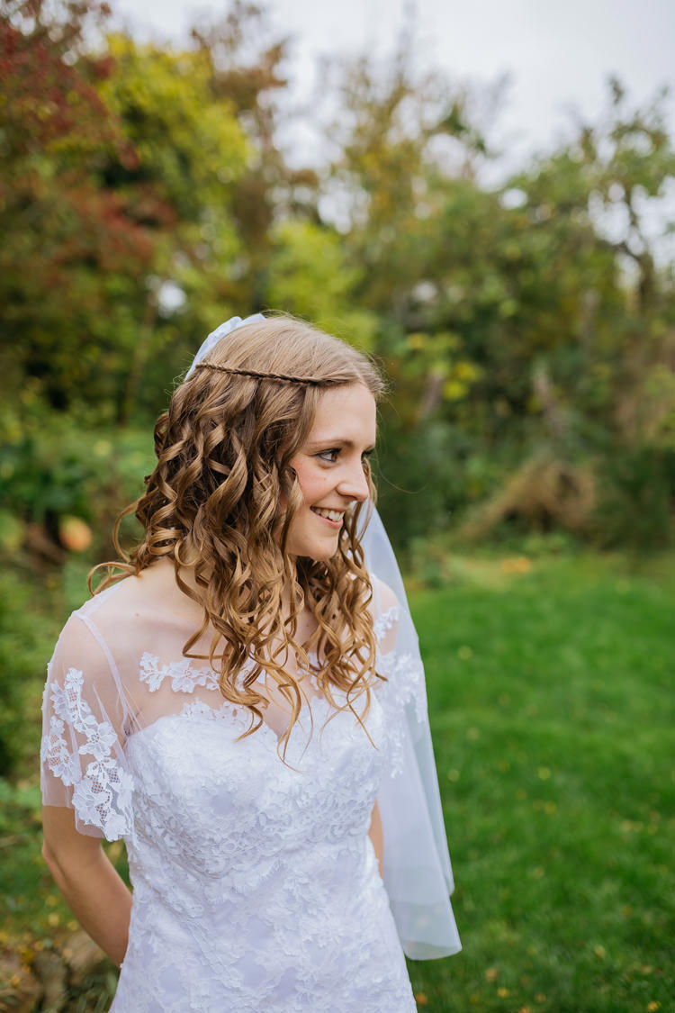 Curls Curly Waves Hair Bride Bridal Autumn Literary Hand Made Wedding http://jamesandlianne.com/