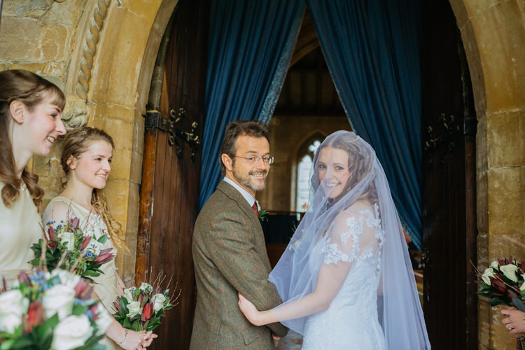 Autumn Literary Hand Made Wedding http://jamesandlianne.com/