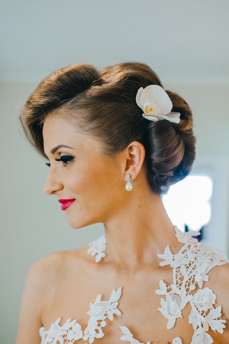 Vintage Hair Make Up Bride Bridal Pink Gold Wedding Romania http://www.framesandtales.com/