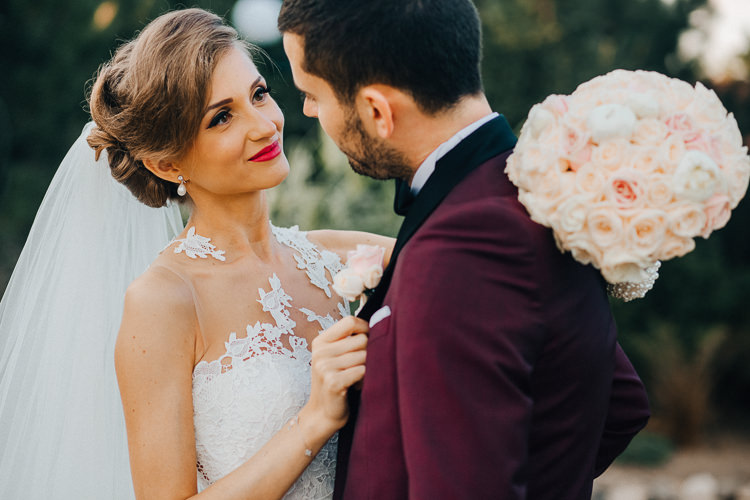 Pink Gold Wedding Romania http://www.framesandtales.com/