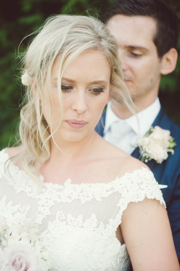 Bride Bridal Make Up Hair Blonde One Side Waves Mint Gold Peach Summer Marquee Wedding http://elizaclaire.com