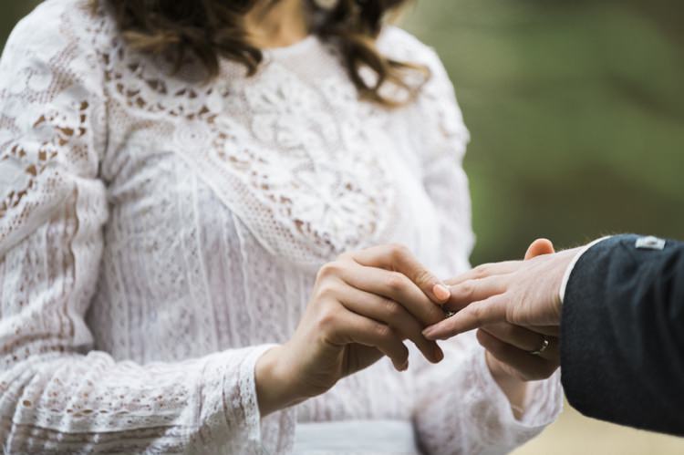 Bohemian Loch Pine Forest Wedding http://solenphotography.co.uk/