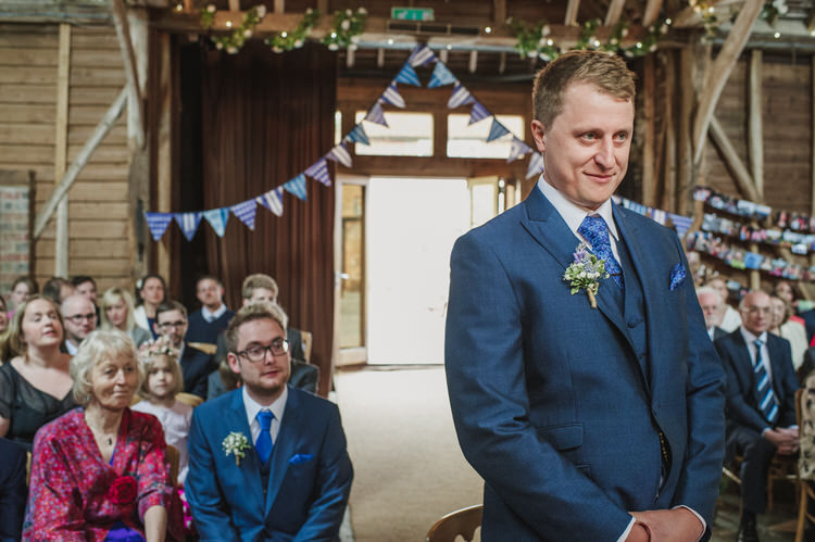 Pretty Blue Country Barn Spring Wedding http://karenflowerphotography.com/