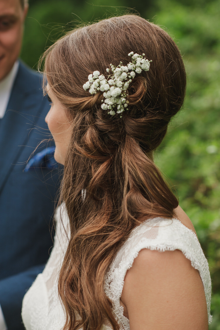 Hair Bride Bridal Waves Side Flowers Twist Style Pretty Blue Country Barn Spring Wedding http://karenflowerphotography.com/