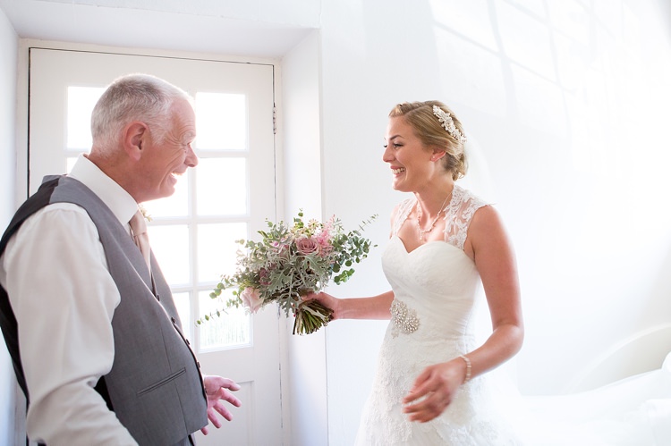 Pastel Country Garden Wedding http://www.katherineashdown.co.uk/