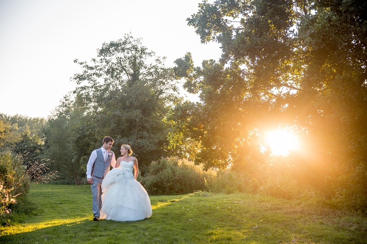 Pastel Country Garden Wedding http://www.katherineashdown.co.uk/