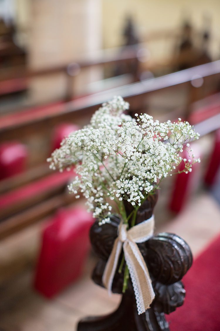 Gyp Gypsophila Baby Breath Flowers Pew Ends Natural Soft Stylish Luxe Wedding http://www.katherineashdown.co.uk/