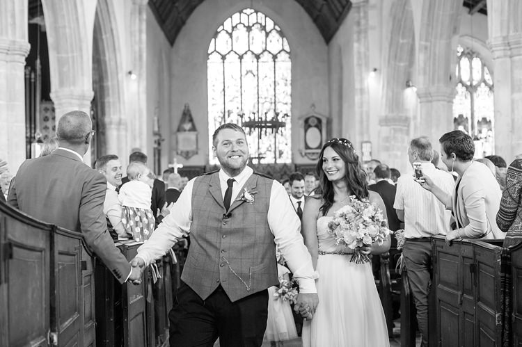 Natural Soft Stylish Luxe Wedding http://www.katherineashdown.co.uk/