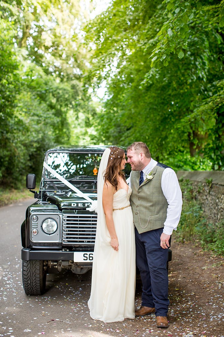Natural Soft Stylish Luxe Wedding http://www.katherineashdown.co.uk/