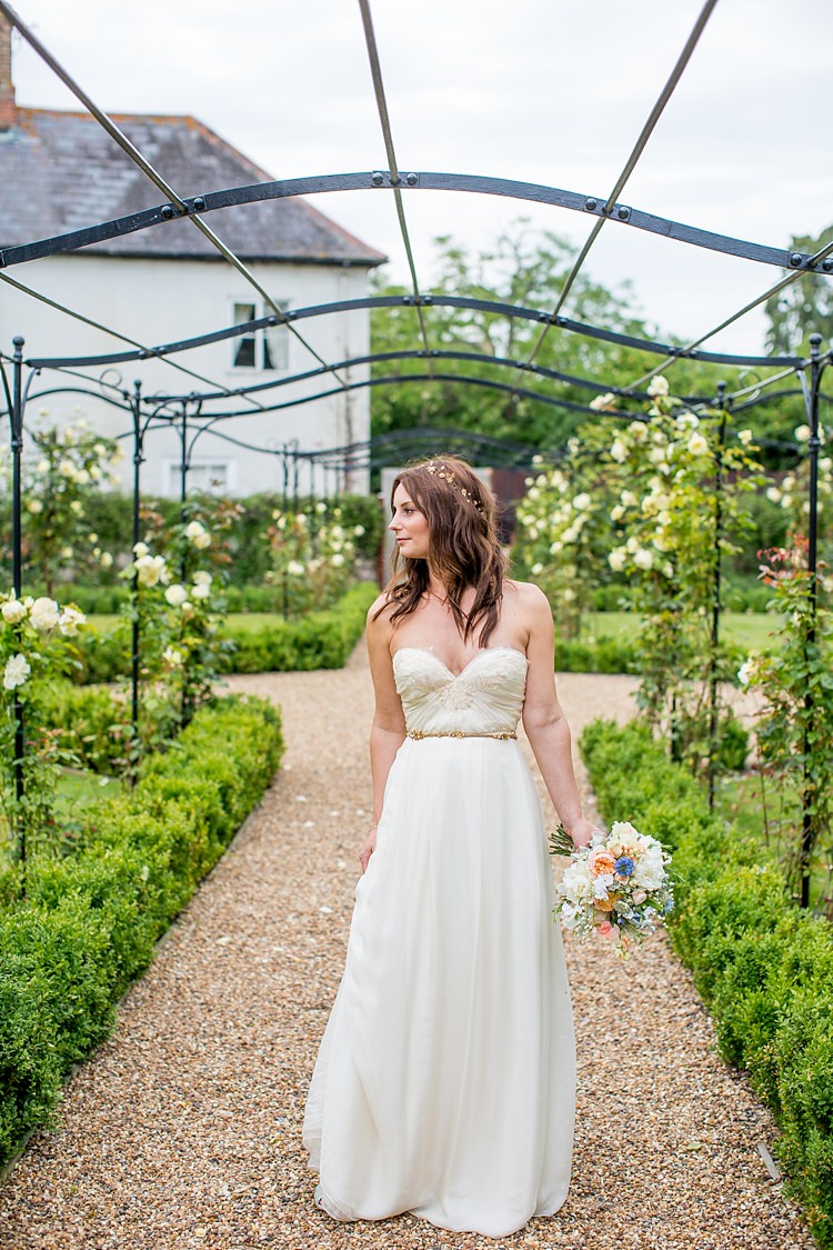 Southern Comfort Sarah Seven Dress Gown Boho Sweetheart Natural Soft Stylish Luxe Wedding http://www.katherineashdown.co.uk/