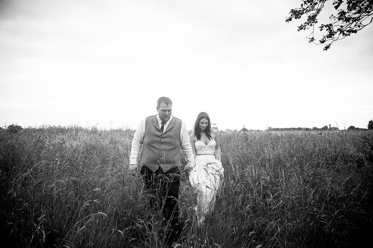 Natural Soft Stylish Luxe Wedding http://www.katherineashdown.co.uk/
