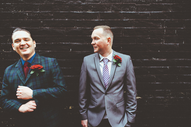 Mod Suit Groom Tartan Red Blue Green Alternative Vintage Glamorous Wedding www.photo.shuttergoclick.com