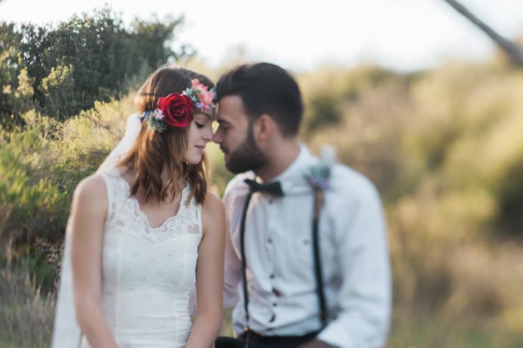Hip Bohemian Styled Elopement http://www.kylieraephotography.com/