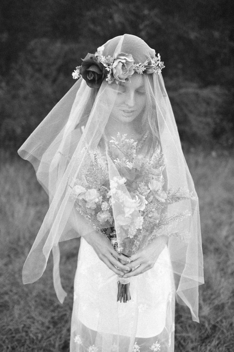 Veil Flower Crown Bride Bridal Hip Bohemian Styled Elopement http://www.kylieraephotography.com/