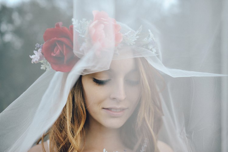 Hip Bohemian Styled Elopement http://www.kylieraephotography.com/