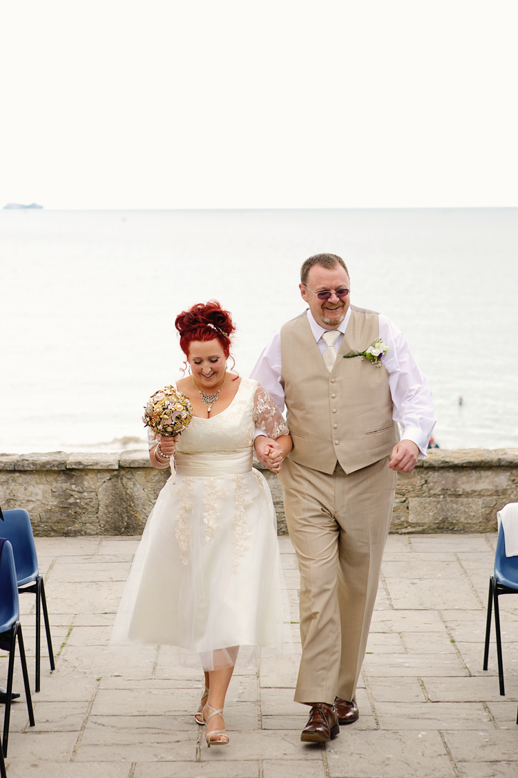 Informal Hand Made Beach Wedding http://www.lydiastampsphotography.com/
