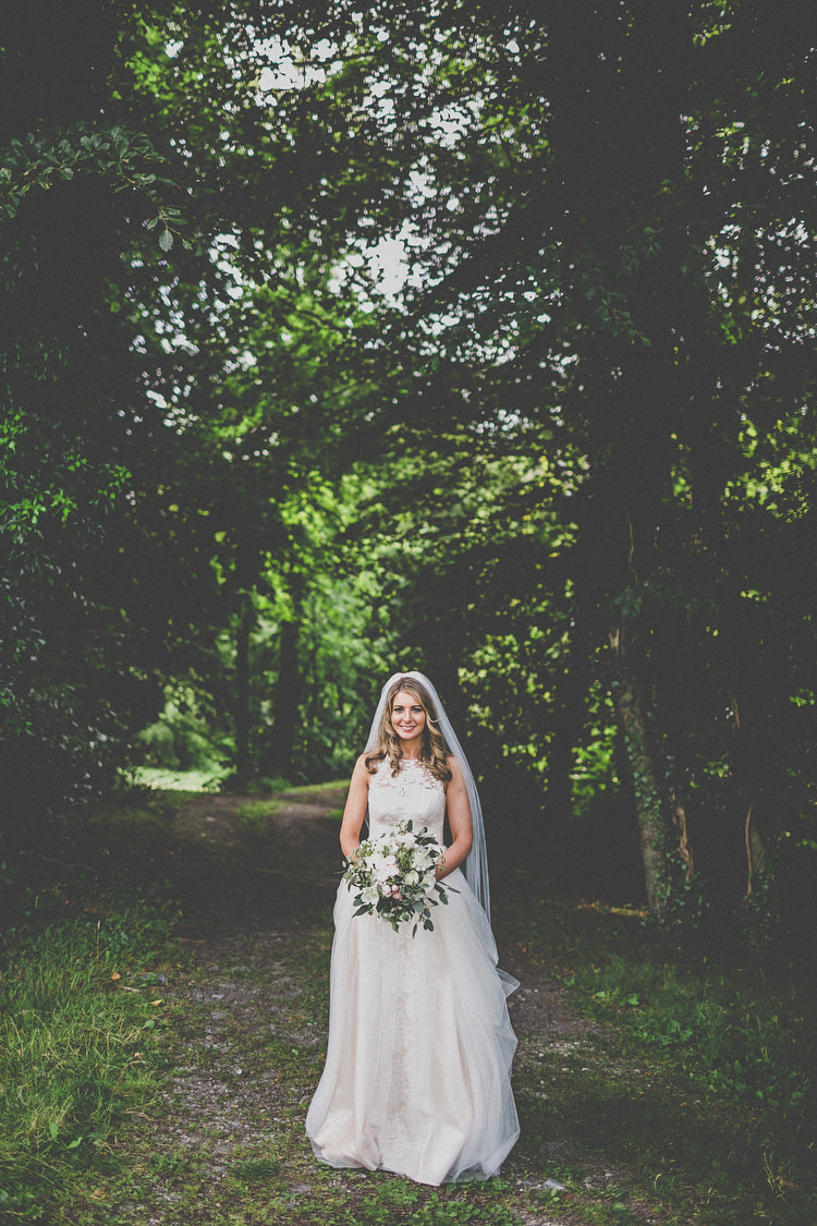 Divine Atelier Tulle Lace Dress Gown Bride Bridal Veil Chilled Stylish Countryside Wedding http://mementophotography.ie/