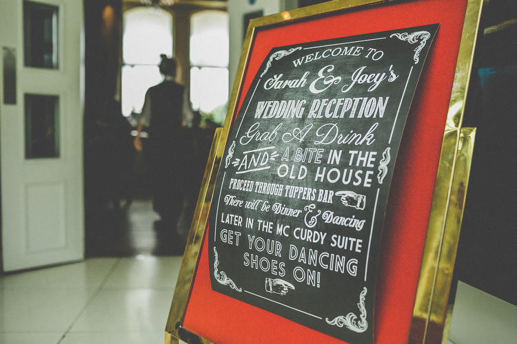 Chilled Stylish Countryside Wedding http://mementophotography.ie/