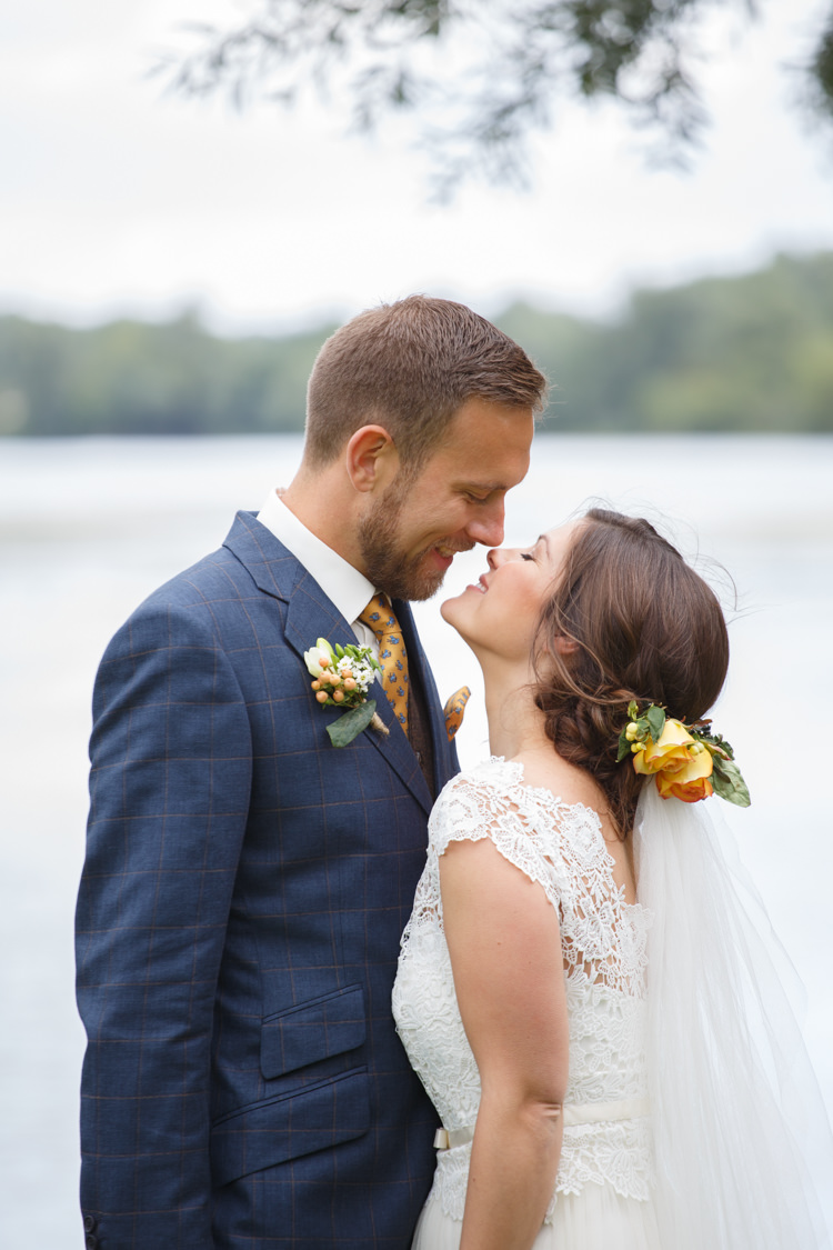 Country Fete Garden Festival Wedding http://sharoncooper.co.uk/
