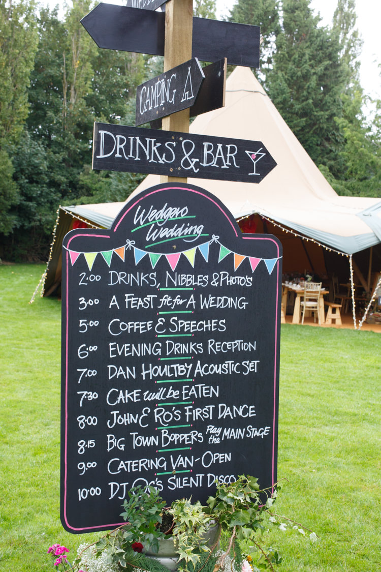 Sign Post Black Chalk Board Country Fete Garden Festival Wedding http://sharoncooper.co.uk/