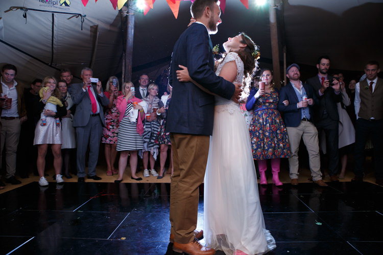 Country Fete Garden Festival Wedding http://sharoncooper.co.uk/