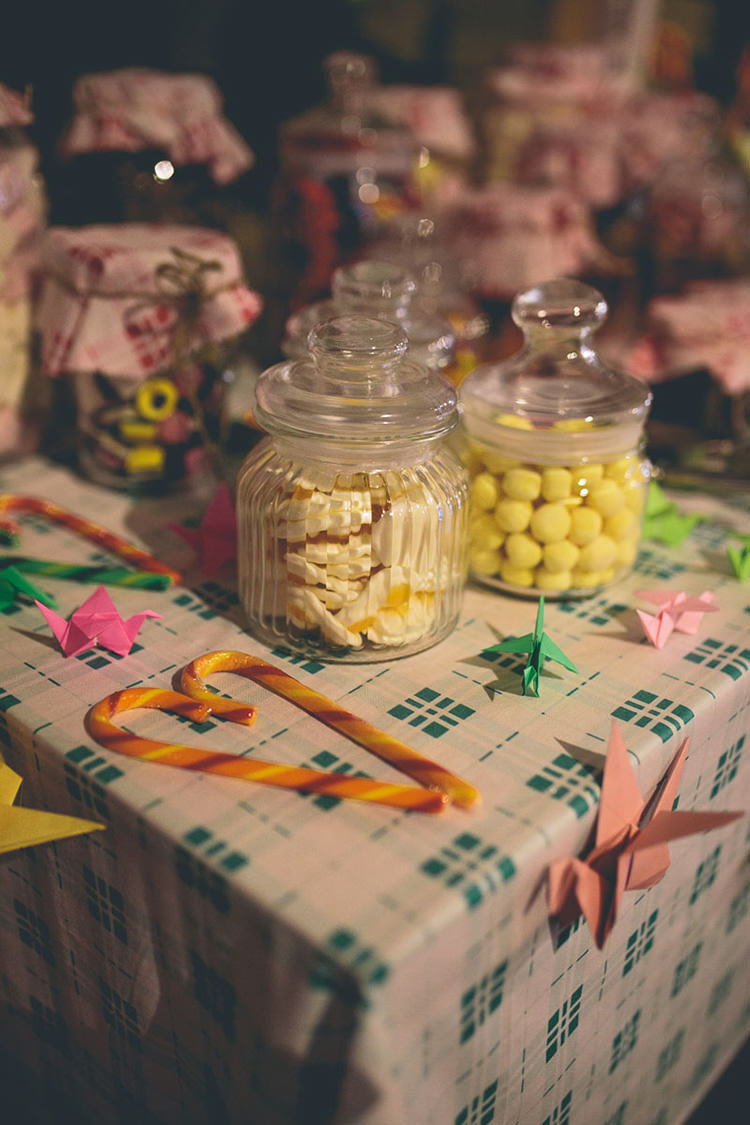 Sweets Jars Table Origami Books Barn Wedding http://storyandcolour.co.uk/