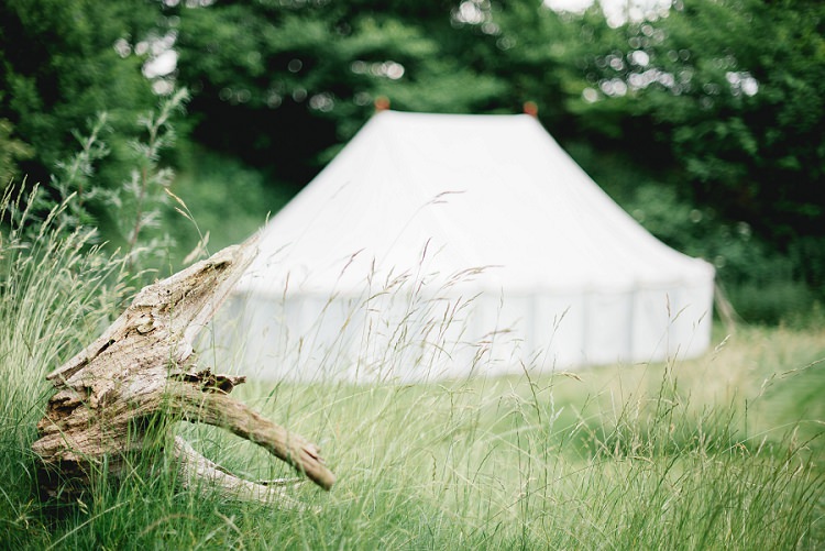 Laid Back Bohemian Festival Wedding http://benjaminmathers.co.uk/
