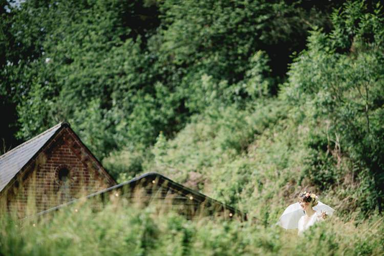 Laid Back Bohemian Festival Wedding http://benjaminmathers.co.uk/