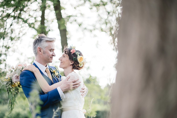 Laid Back Bohemian Festival Wedding http://benjaminmathers.co.uk/